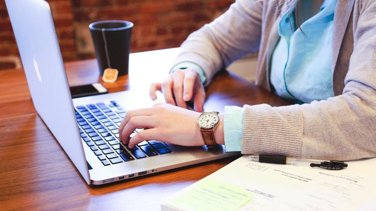 Cara Memberi Highlight Pada Teks Word